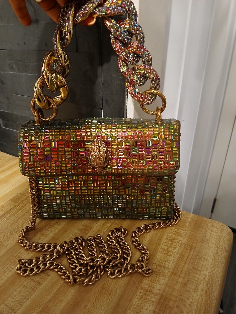 Kurt Geiger NWT Irradescent Rhinestone Kensington W/Gorgeous Handle & Dustbag - Picture 3 of 9